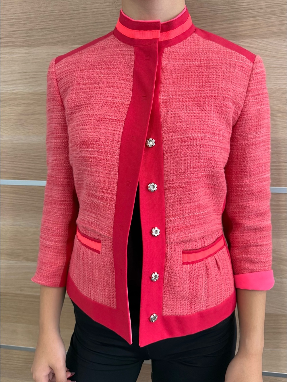 T Tahari Pink Textured Knit Blazer with Bright Trim